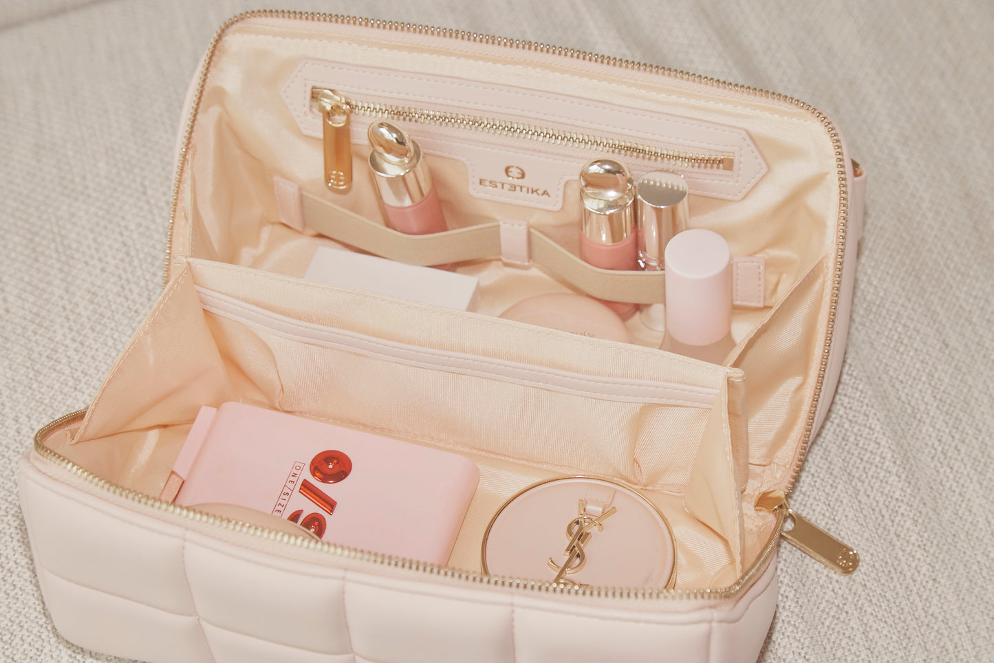 Blush Makeup Bag - The HOMEE