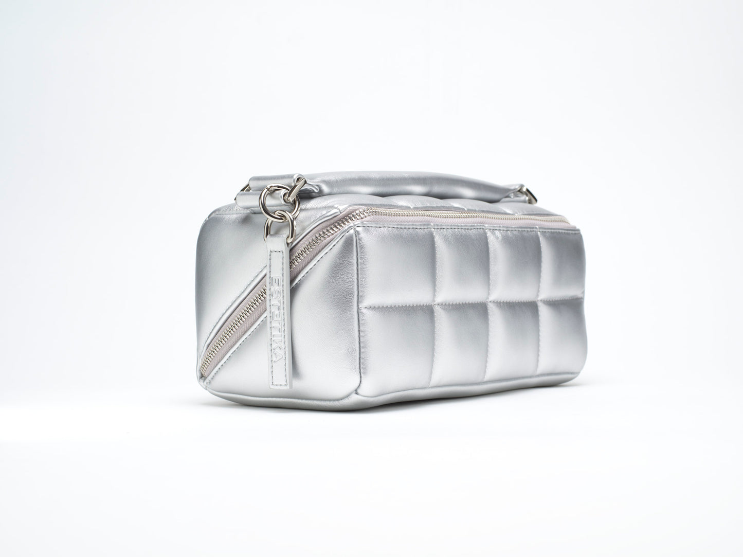 Silver Makeup Bag - The HOMEE