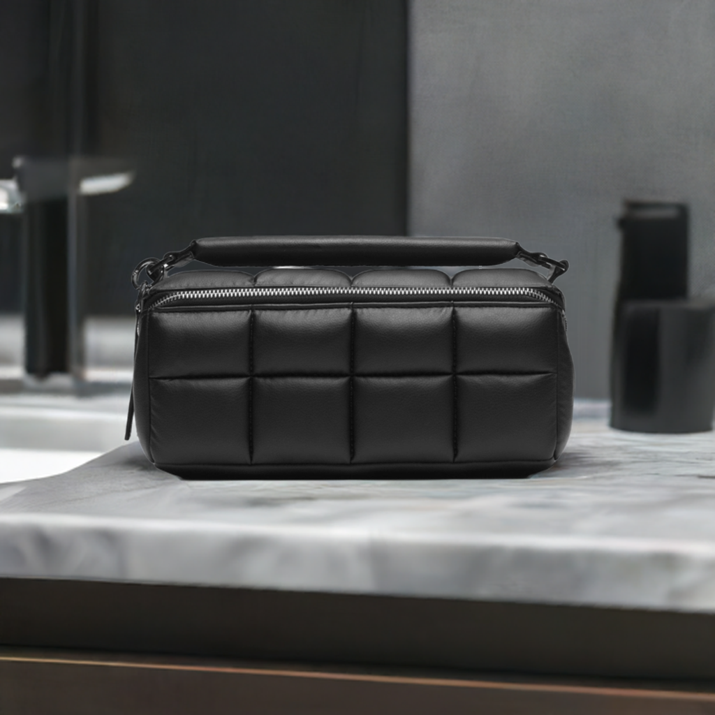 Black Makeup Bag - The HOMEE