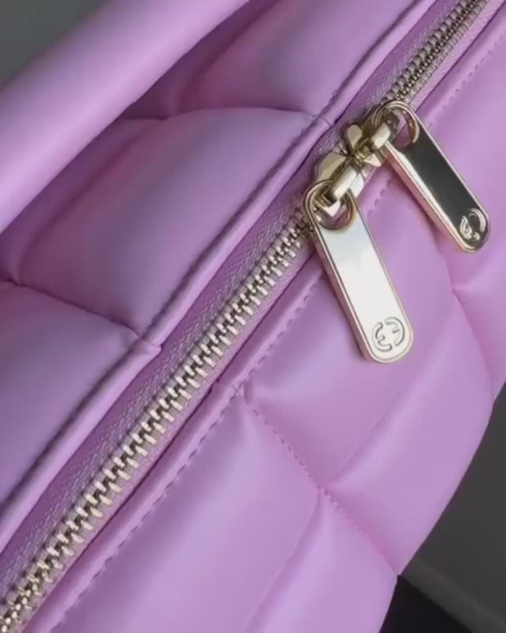Our luxe makeup bags, as loved by @melissagigliottihairnmup MUA 💋👛💄

#makeupartist #makeup #makeuplover #makeuptutorial #makeupbag #makeupbymario #mua